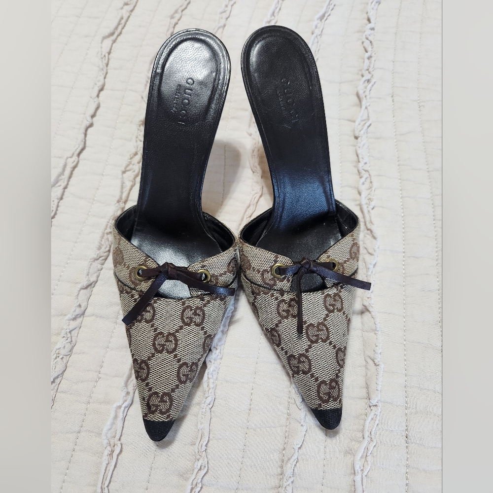 Gucci Women's Monogram Pointed Toe Canvas Mules with COA, Size 6.5B, Brown